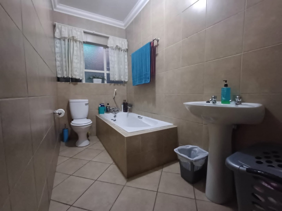 3 Bedroom Property for Sale in Neserhof North West